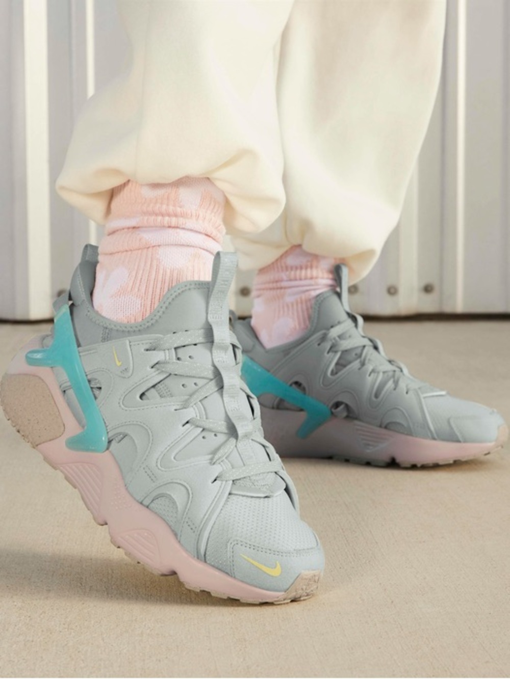 Nike Women's Air Huarache Craft Shoes 'Ocean Bliss' chunky Athleisure Streetwear